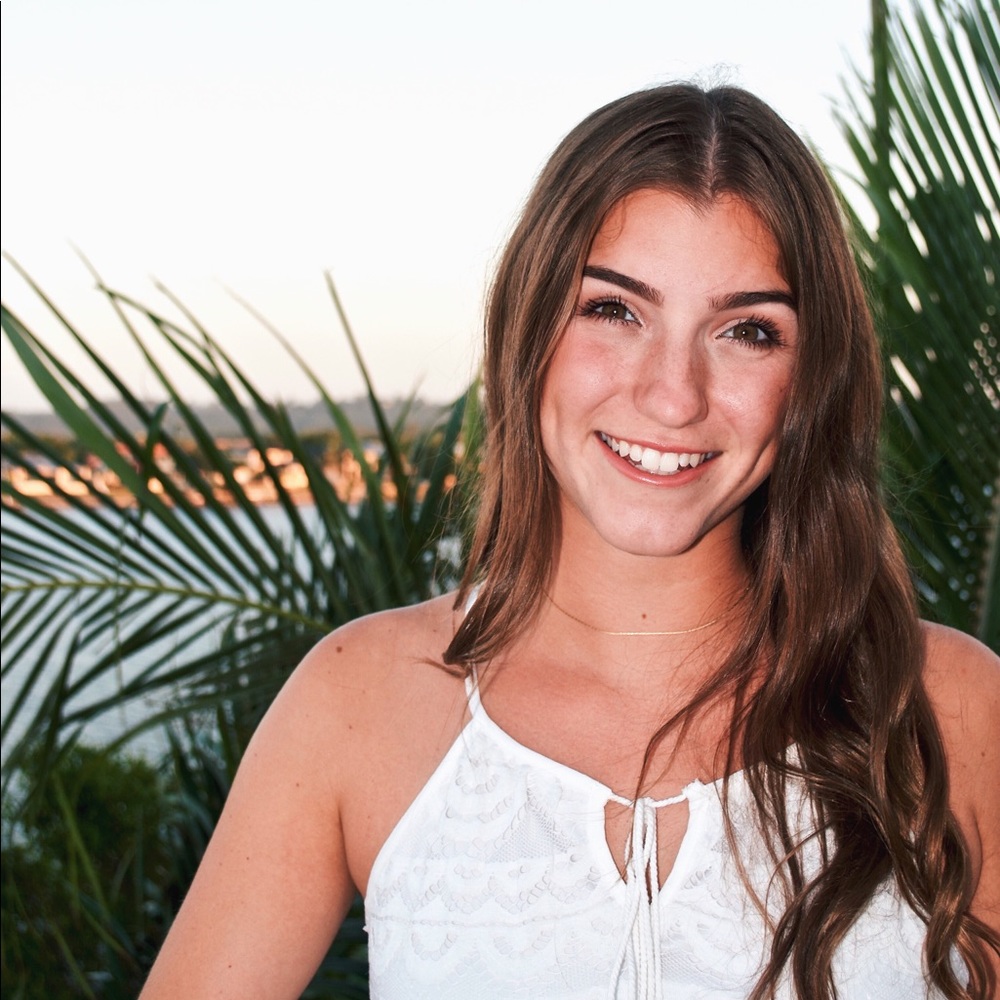 Meet your Posher, Melissa